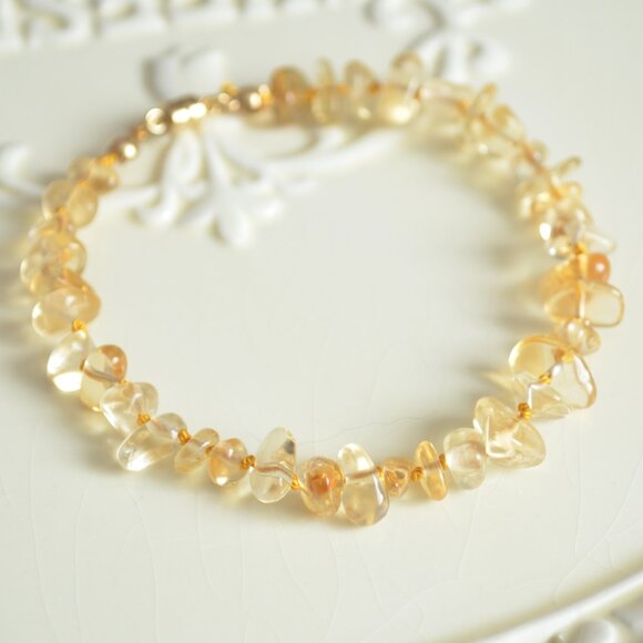Hand Knotted Citrine Gemstone Bracelet - Picture 4 of 13